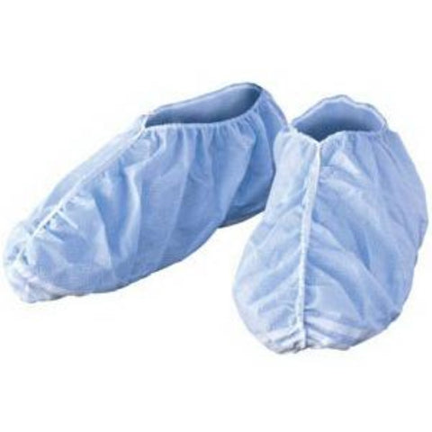 Kimberly Clark Prof Non-Sterile Clean Room Shoe Cover with Traction Strips, 3-layer SMS Fabric, Medium/Large, Pack of 300, 69252